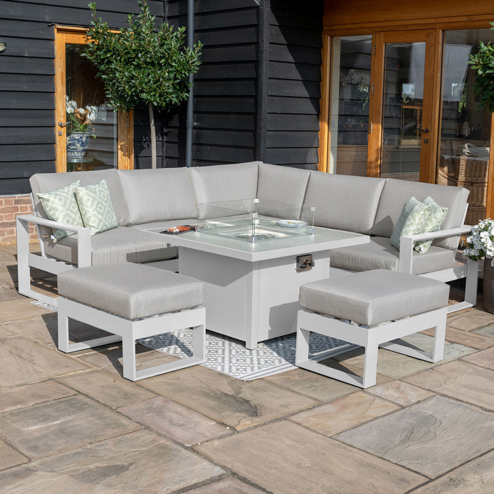 Amalfi Small Corner Group With Fire Pit Table / White