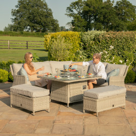 Oxford Royal Corner with Fire Pit