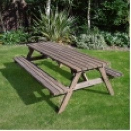 Oakham Picnic Bench