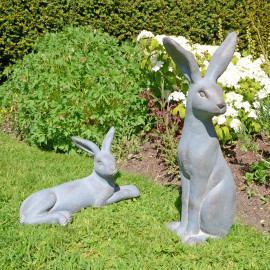 Hare Sitting – blue iron effect