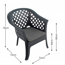 Sicily side table with Savona chairs