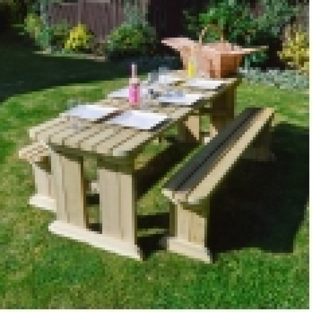 Tinwell Rounded Picnic Table And Bench Set